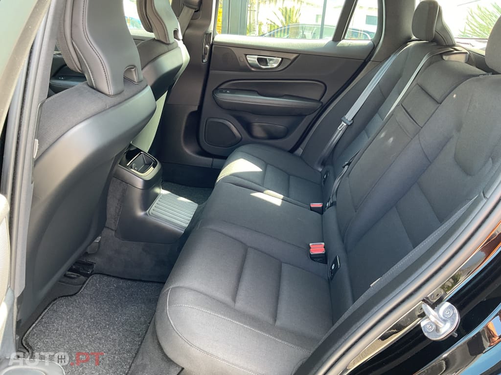 Volvo V60 2.0 T6 AWD TE Inscription Expression