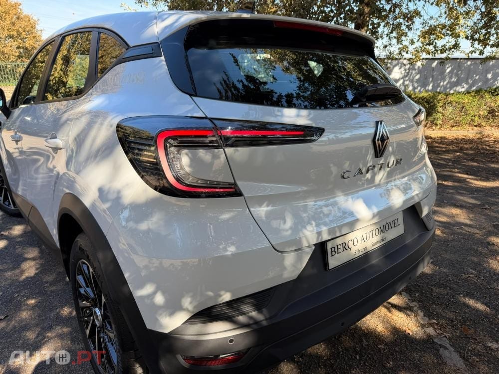 Renault Captur 1.0 TCe Techno Bi-Fuel