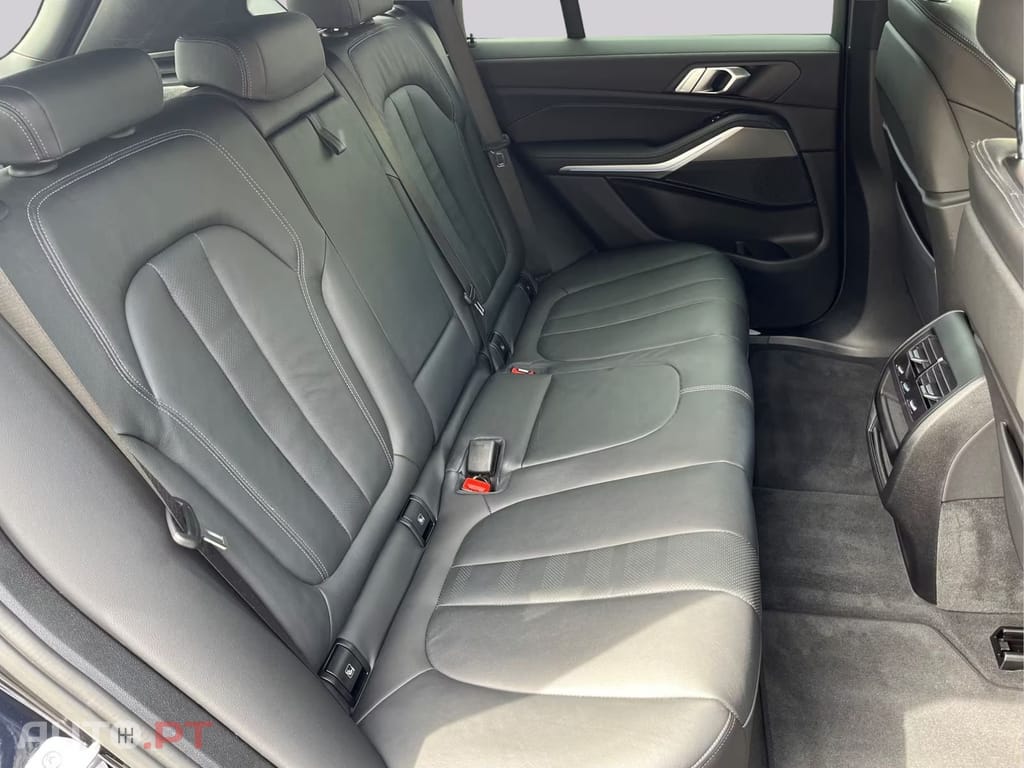 BMW X5 I.V.A DEDUTÍVEL 45e Pack M 