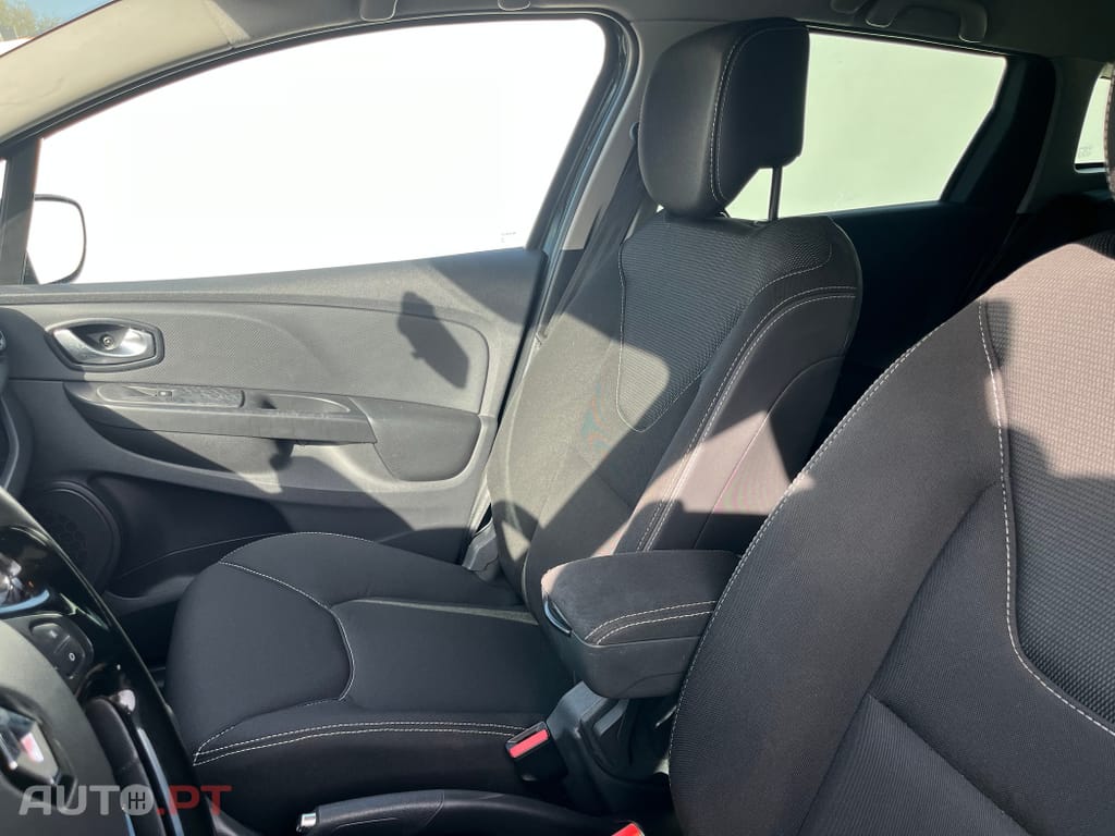 Renault Clio Sport Tourer 1.5 dCi Dynamique S EDC