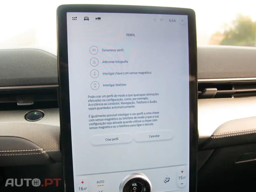 Ford Mustang Mach-E Standard