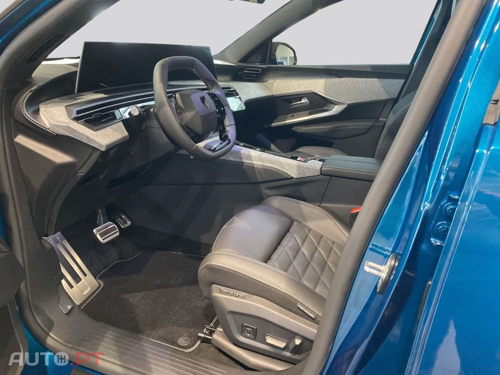 Peugeot E-3008 GT I.V.A DEDUTIVEL 
