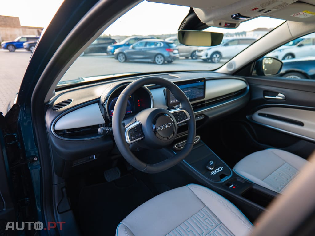 Fiat 600 1.2 Hybrid La Prima