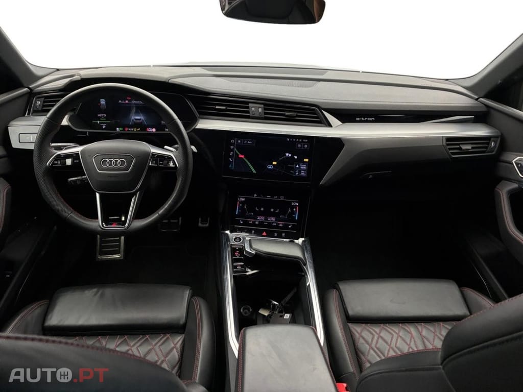 Audi Q8 E-Tron 55 quattro S line