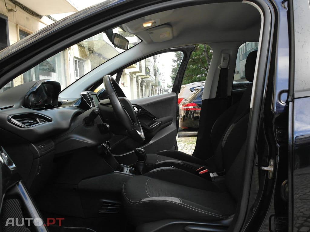 Peugeot 208 1.2 PureTech Active