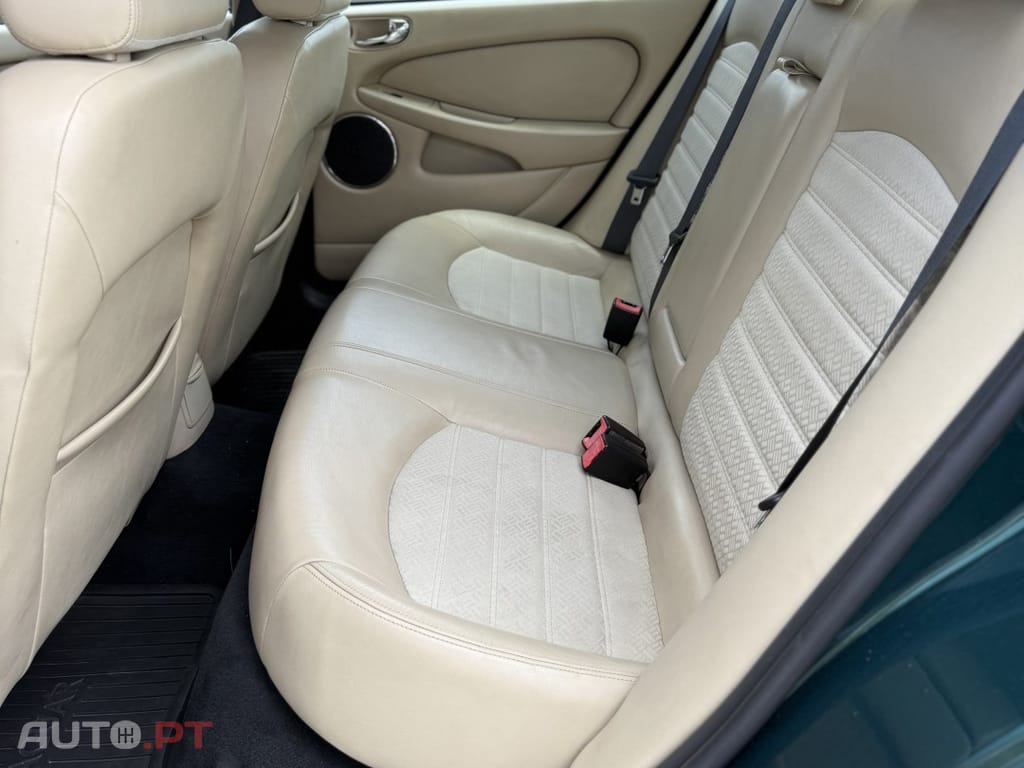 Jaguar X-Type SW 2.2 D Classic Aut.