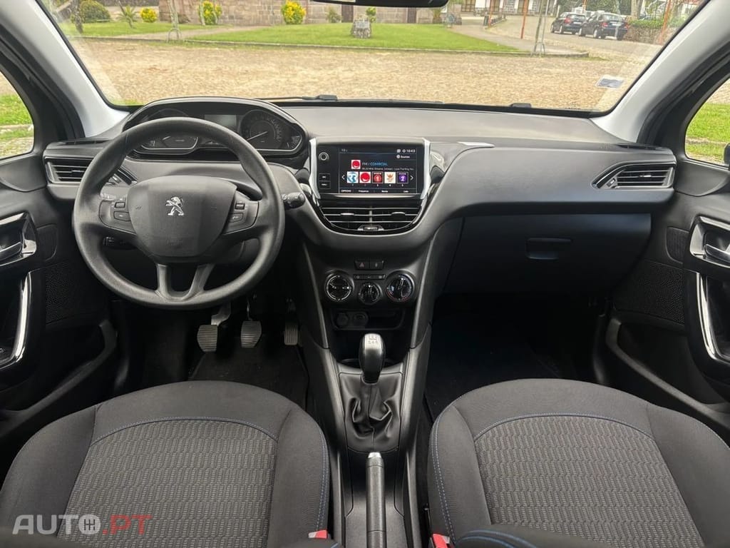Peugeot 208 1.2 PureTech Active