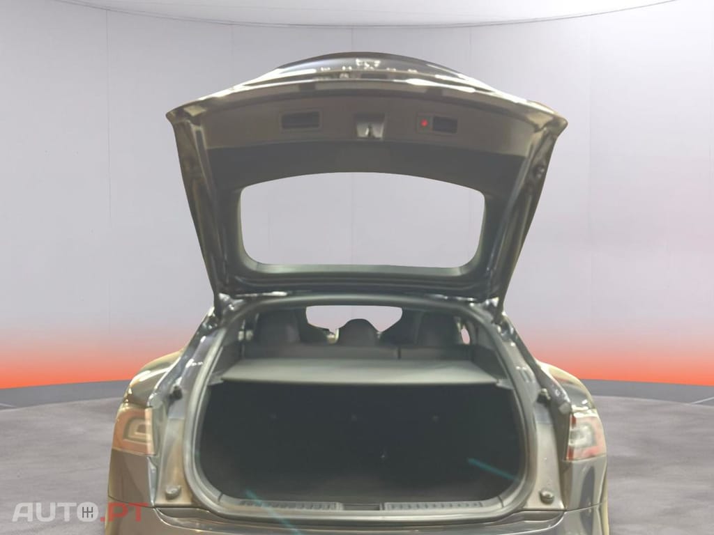Tesla Model S 75D