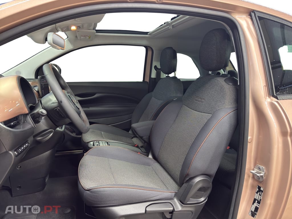 Fiat 500e Outro