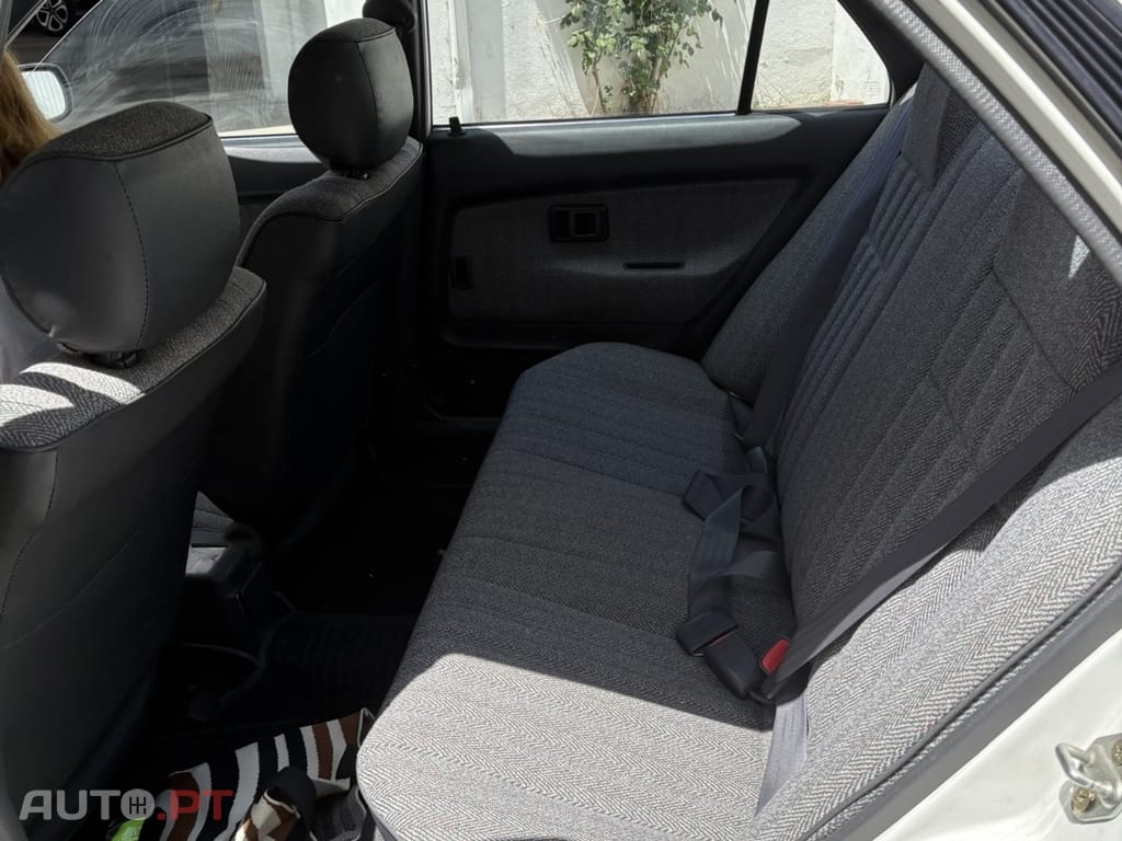 Toyota Corolla Sedan