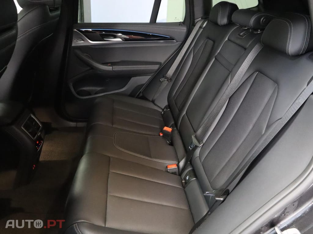 BMW iX3 M Sport Impressive