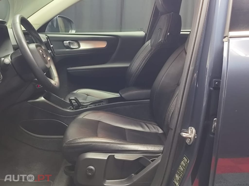 Volvo XC40 1.5 T4 PHEV Inscription