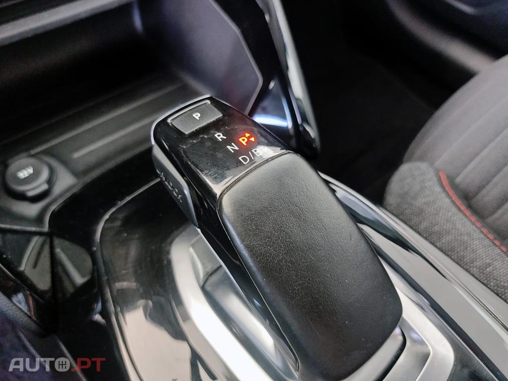 Peugeot E-208 50 kWh Active
