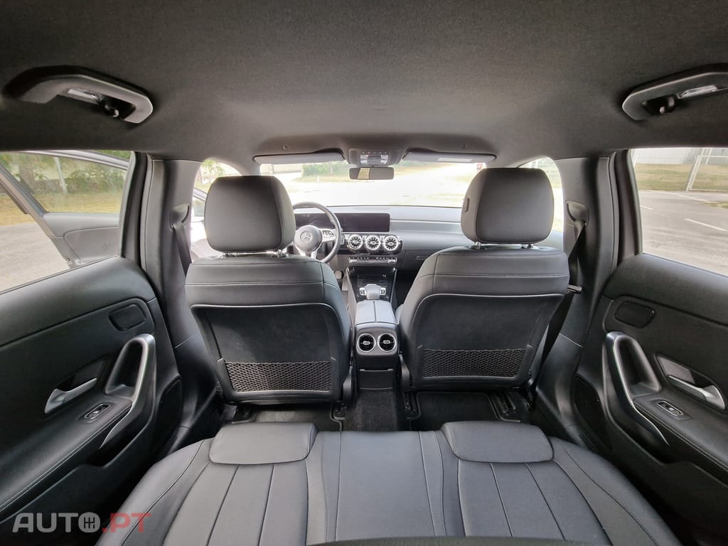 Mercedes-Benz A 180 BlueEFFICIENCY 1.5 Pack Night