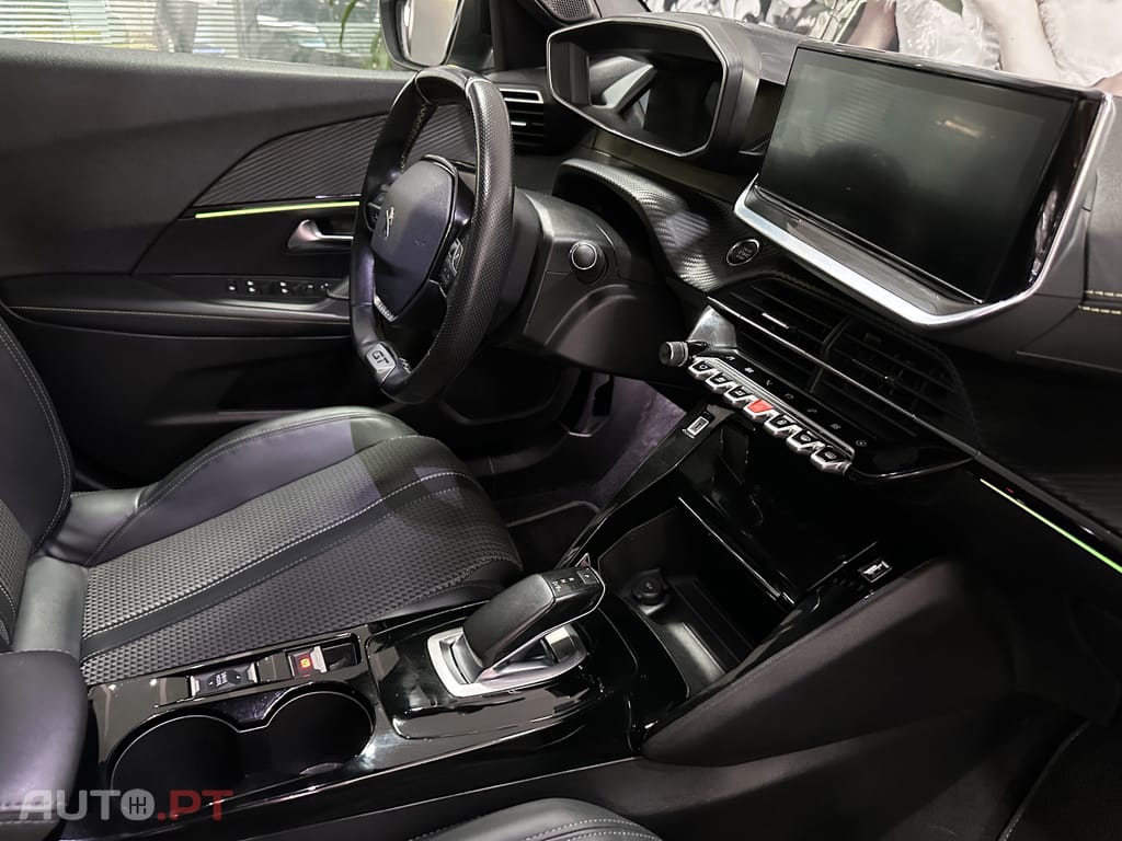 Peugeot 2008 e-2008 50 kWh GT Pack