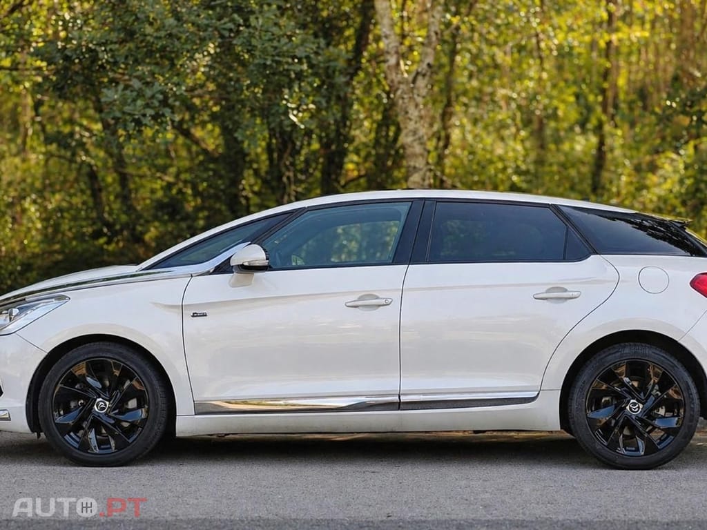 DS DS5 2.0 Hybrid4 Sport Chic