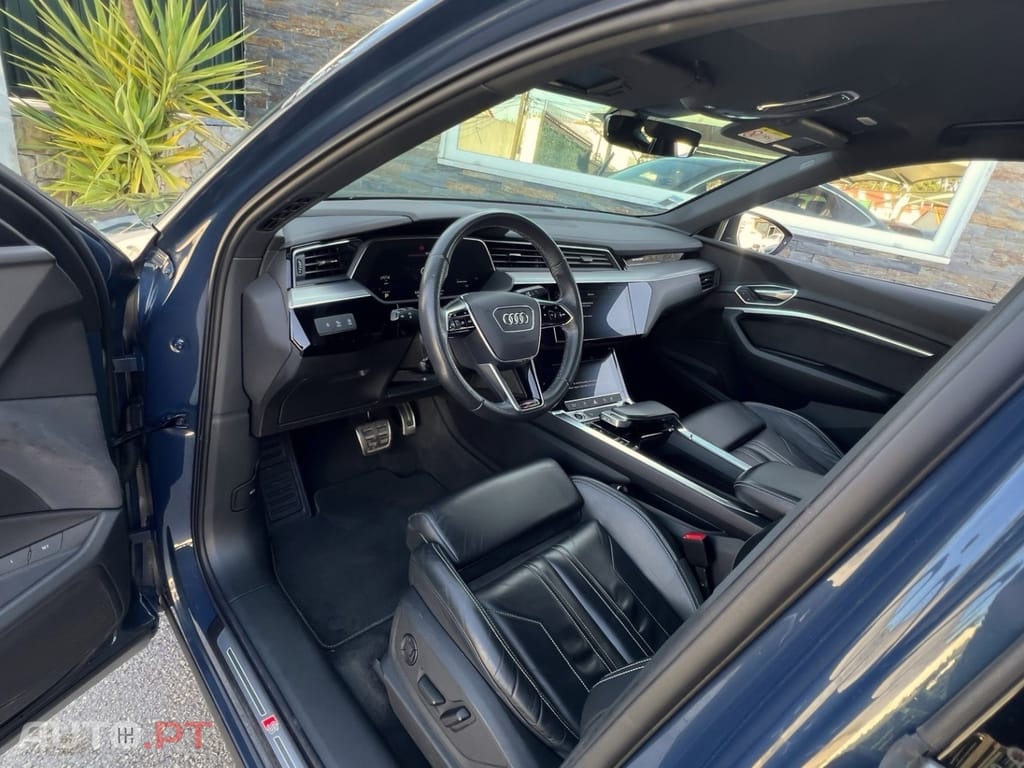 Audi Q8 e-tron 50 quattro S line — fotografia 10
