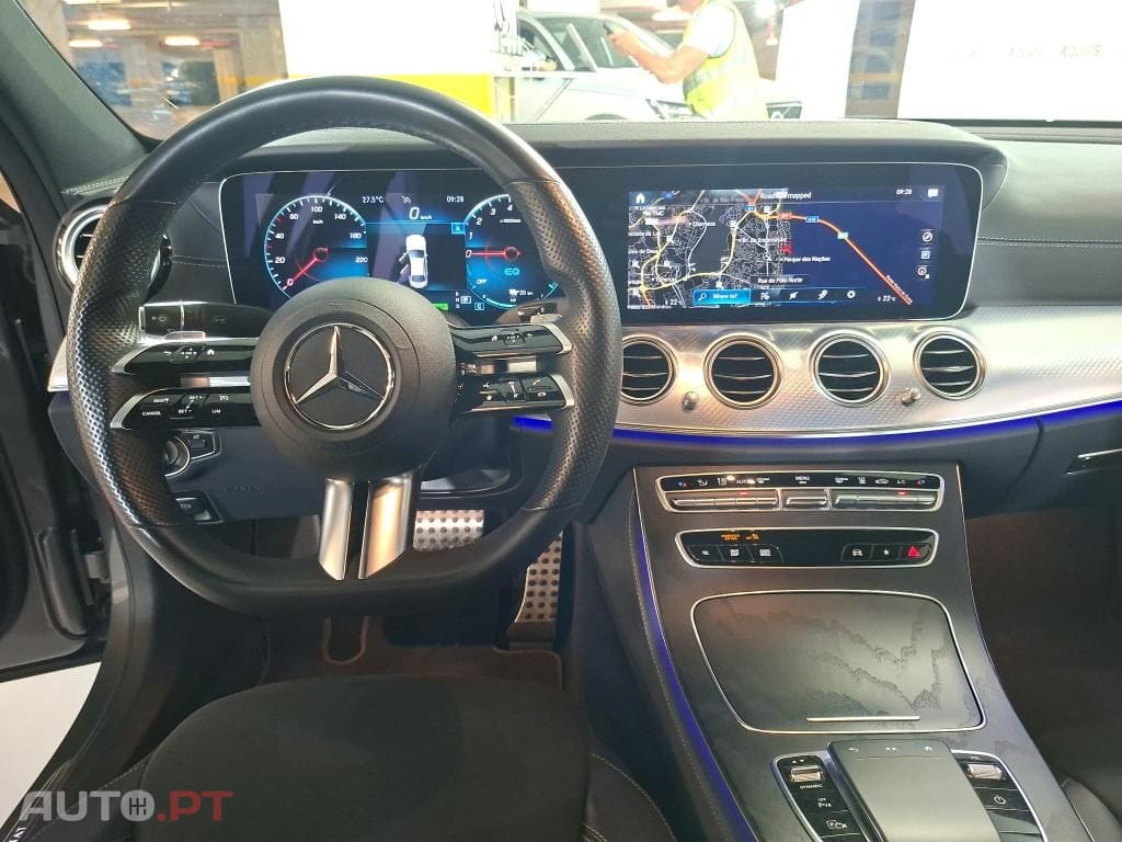 Mercedes-Benz E 300 e AMG Line