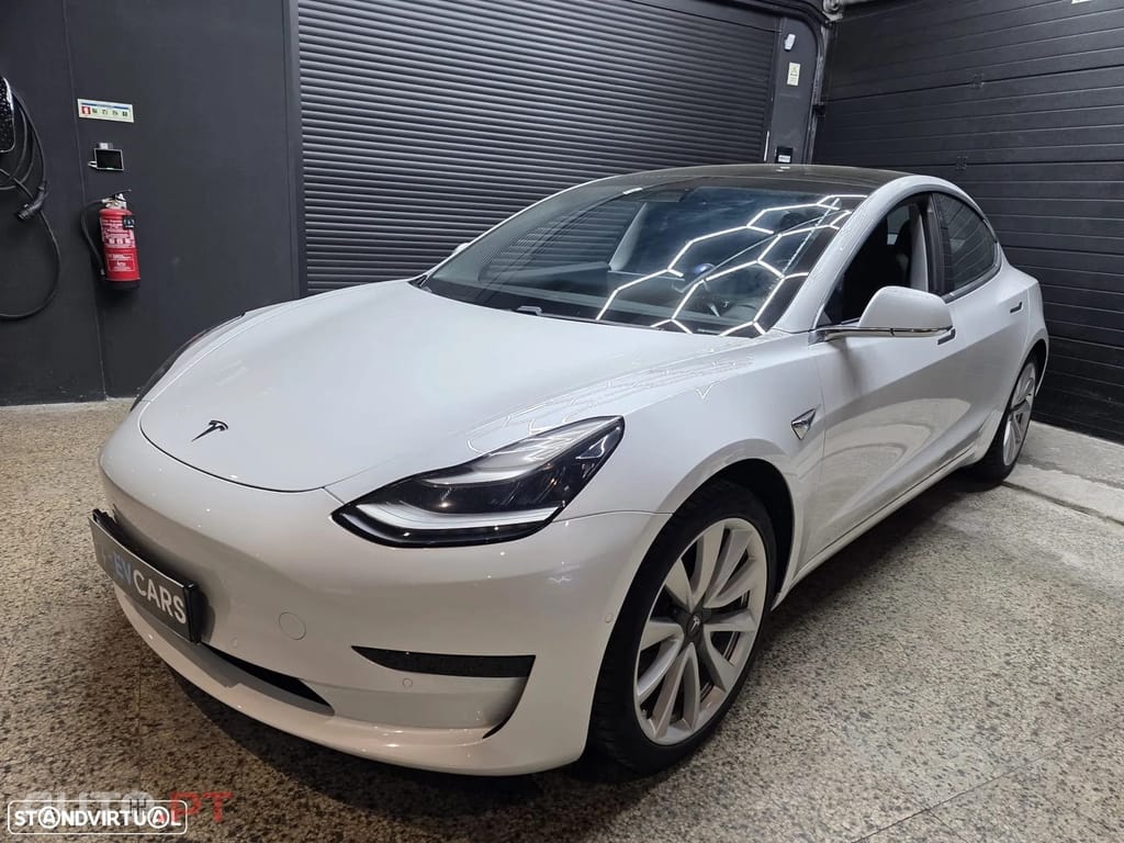 Tesla Model 3 Standard Range Plus RWD
