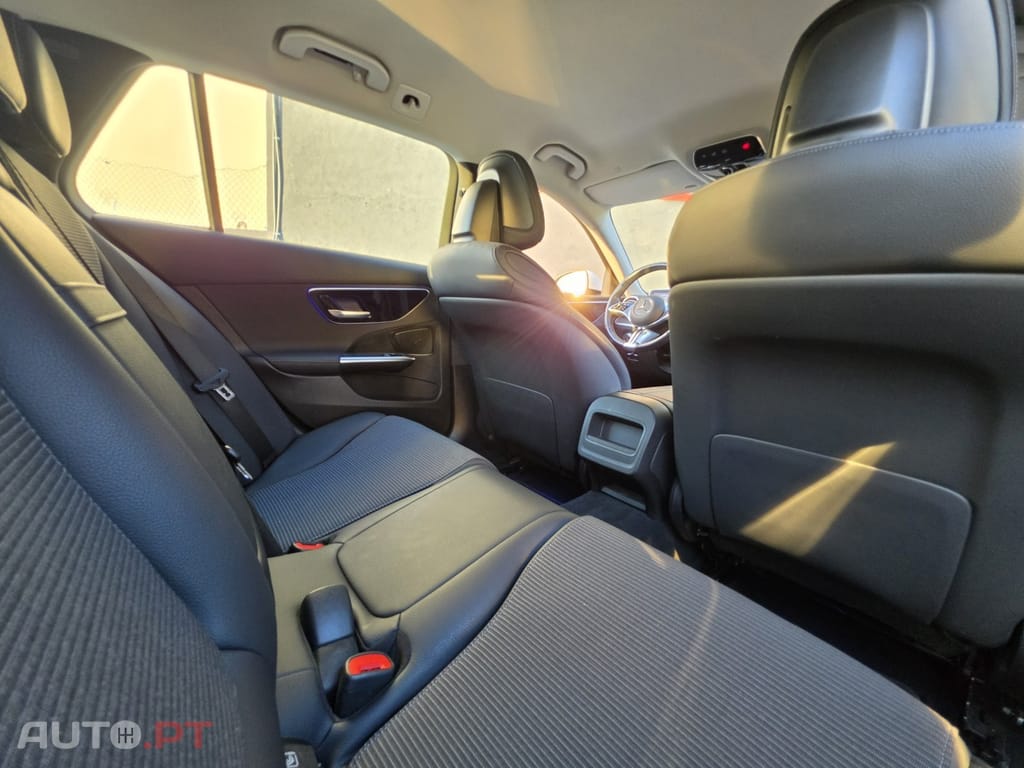 Mercedes-Benz C 220 Station d 9G-TRONIC Avantgarde