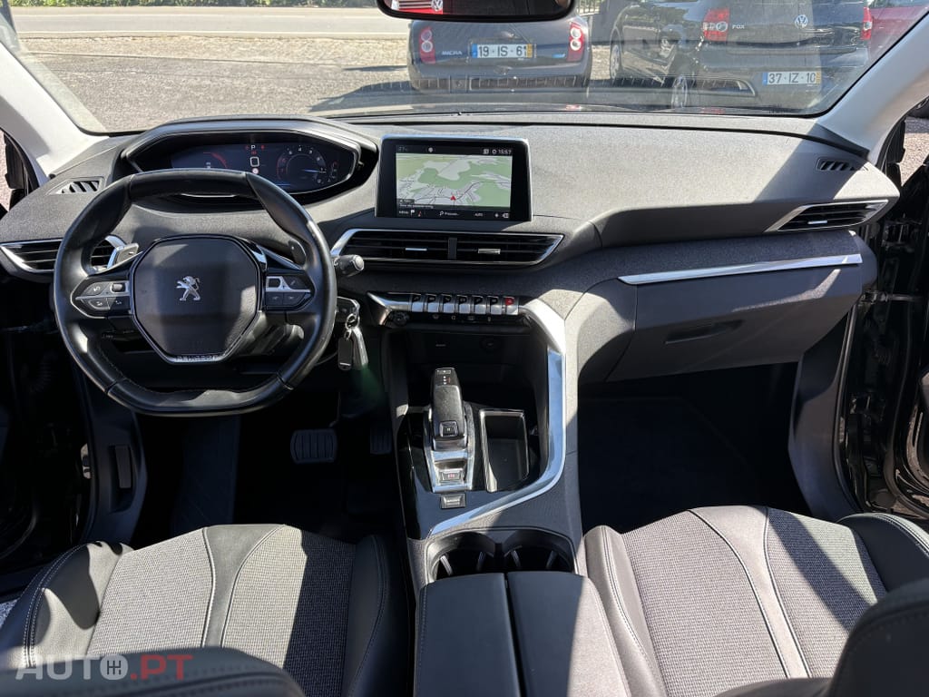 Peugeot 3008 1.2 PureTech Allure EAT8