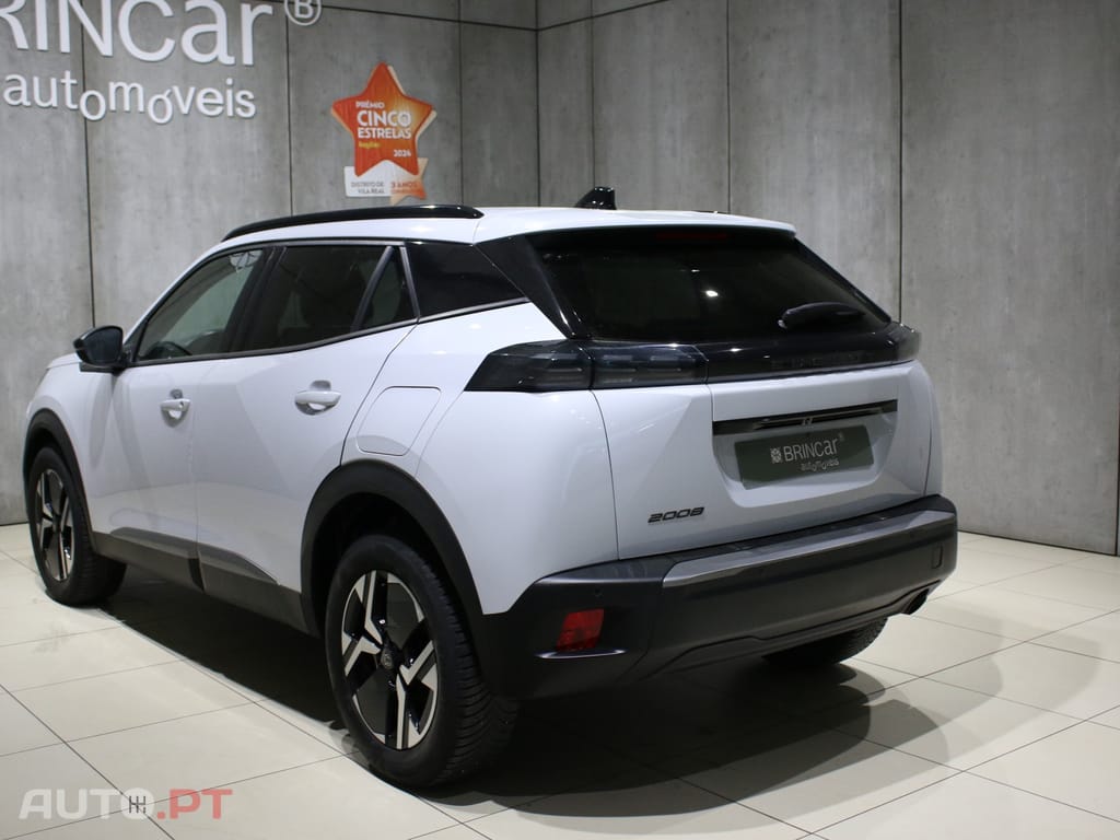 Peugeot 2008 1.2 PureTech Allure