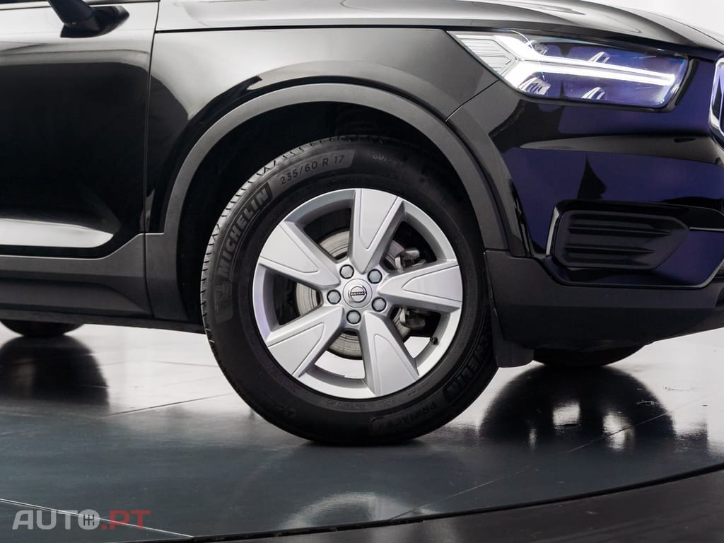 Volvo XC40 1.5 T2 Momentum Core