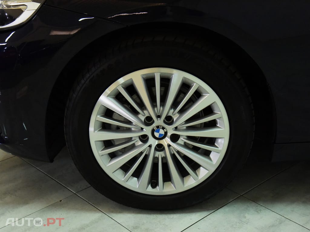 BMW 216 d Line Luxury