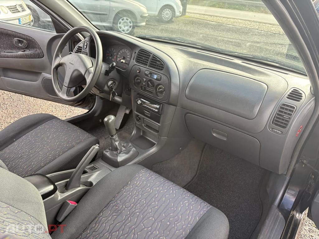 Mitsubishi Colt 1.3 GLX AC+TA