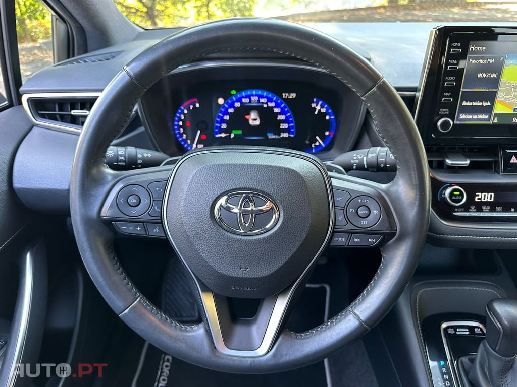 Toyota Corolla 2.0 Hybrid Square Collection