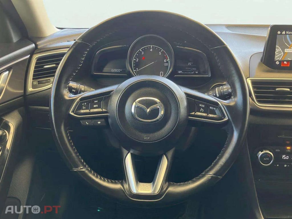 Mazda 3 1.5 Sky-D Excellence Navi