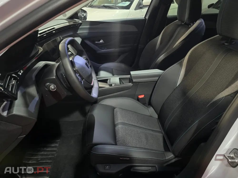 Peugeot 308 1.5 BlueHDi Allure EAT8