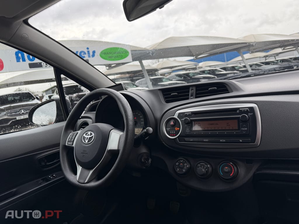 Toyota Yaris 1.0 VVT-i Comfort+AC