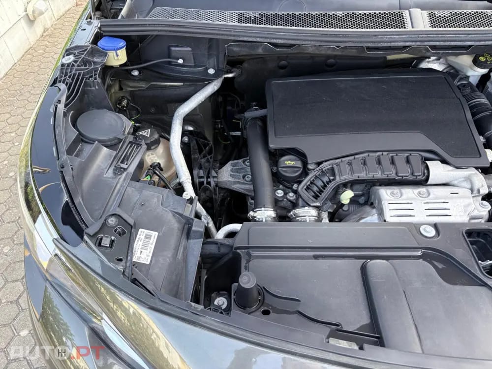 Peugeot 3008 1.2 PureTech Allure EAT8
