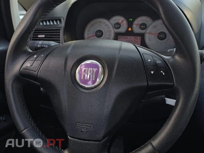 Fiat Grande Punto 1.3 MULTI-JET 16v EASY S&S