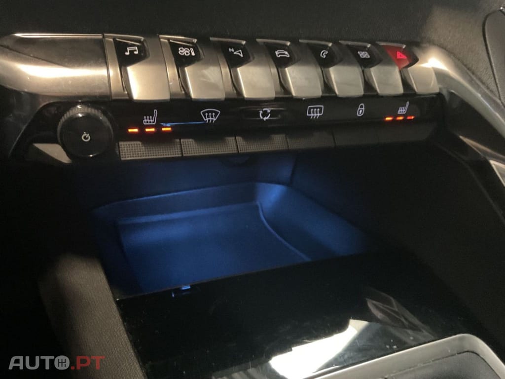 Peugeot 3008 1.2  Allure