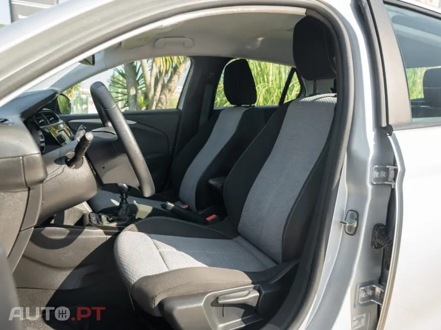 Opel Corsa 1.2 T Business Edition