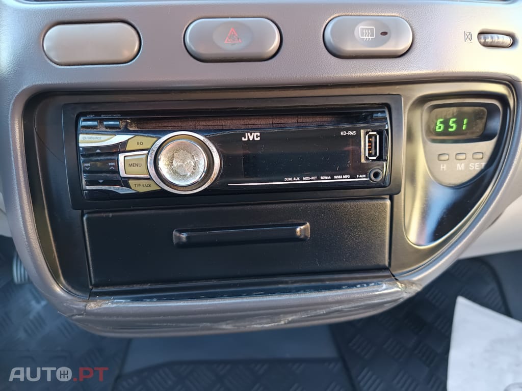 Mitsubishi L400 2.5 TD GL