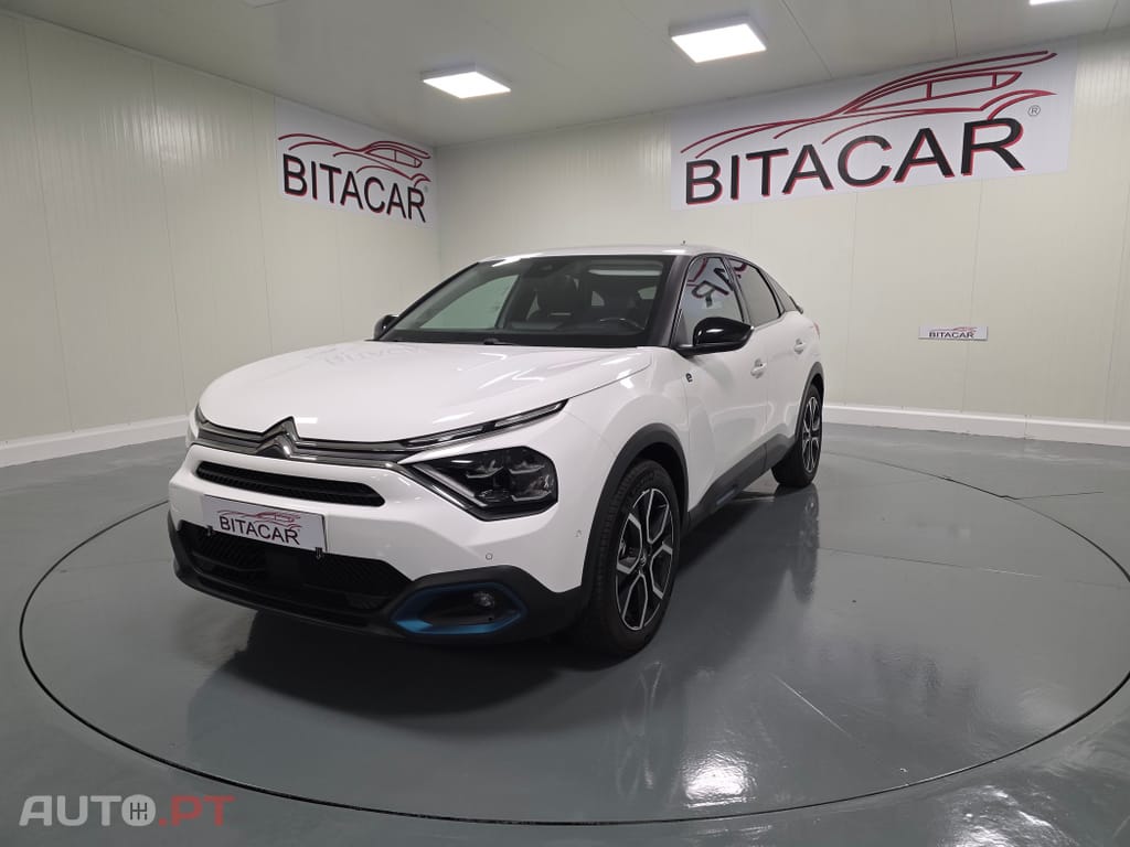 Citroën e-C4 50 kWh Shine — fotografia 45