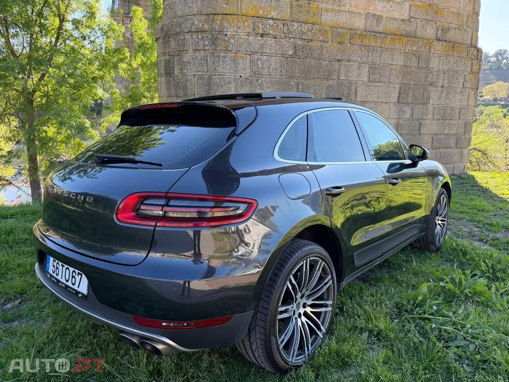 Porsche Macan S
