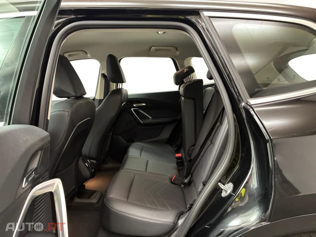 BMW iX1 xDrive30 xLine