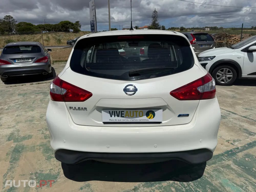 Nissan Pulsar 1.5 dCi Acenta J17