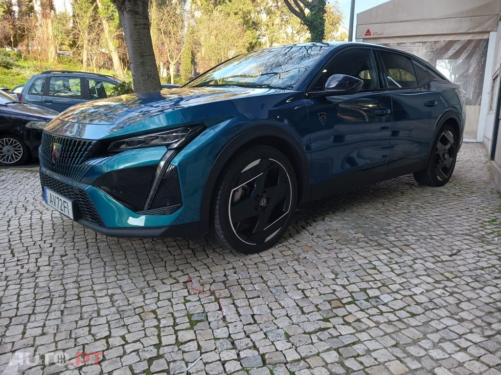 Peugeot 408 1.6 Hybrid GT e-EAT8