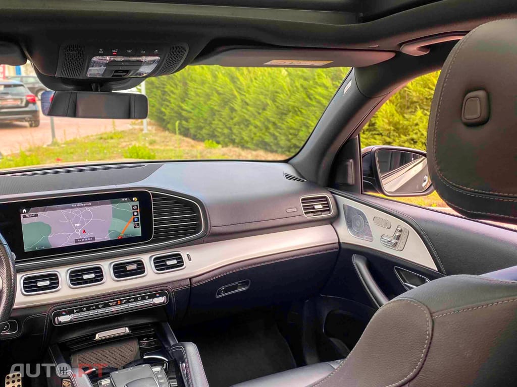 Mercedes-Benz GLE Outro