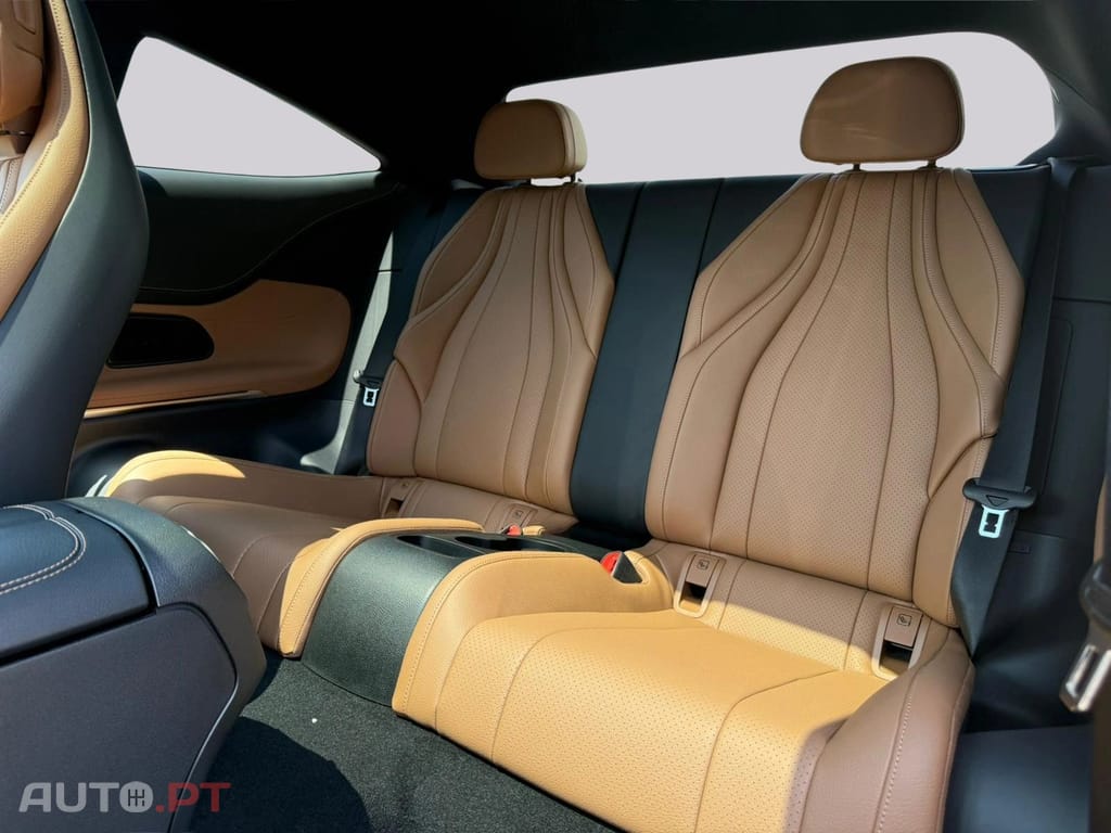 Mercedes-Benz CLE 300 e AMG Advanced  I.V.A DEDUTÍVEL