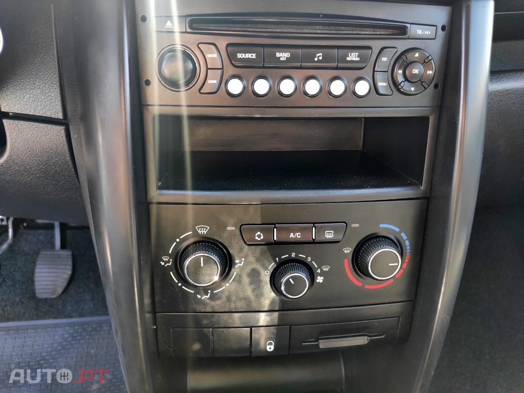 Peugeot 207 1.4 HDi SE Sportium