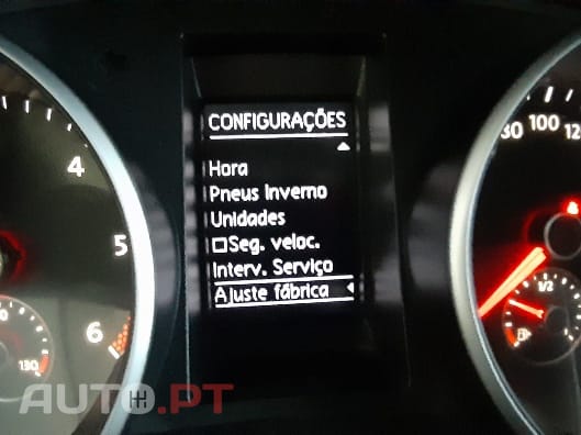 Volkswagen Golf Variant Confortline 1.6 TDI 105 CV