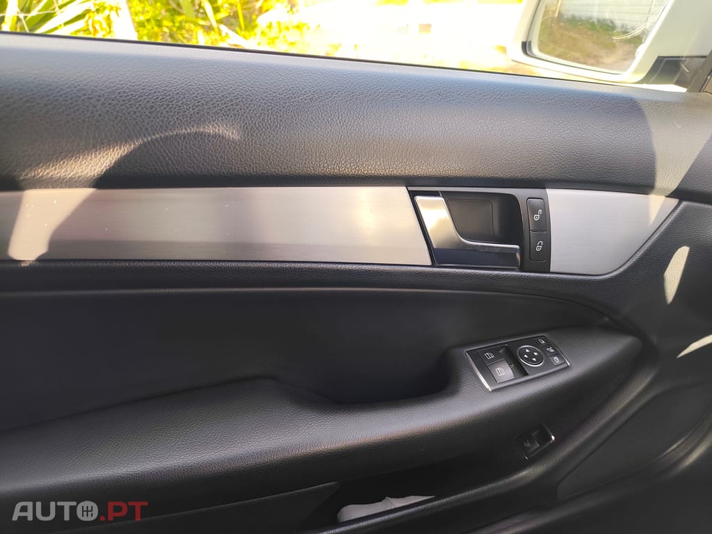 Mercedes-Benz C 250 W204 pack AMG