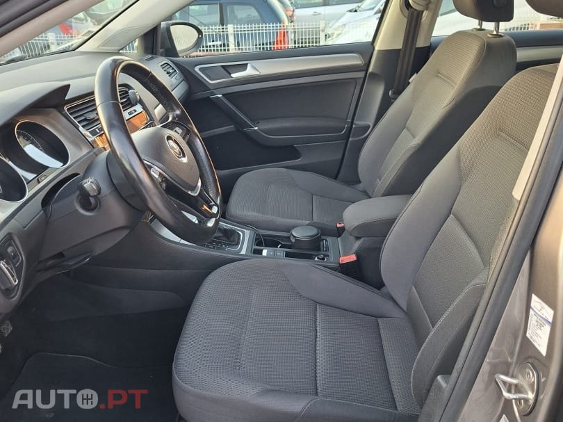 Volkswagen Golf 1.6 TDi GPS Edition DSG — fotografia 12