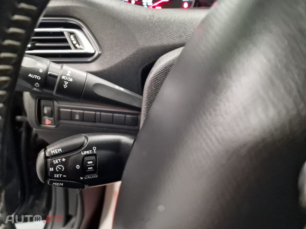 Peugeot 308 SW 1.6 BlueHDi Style